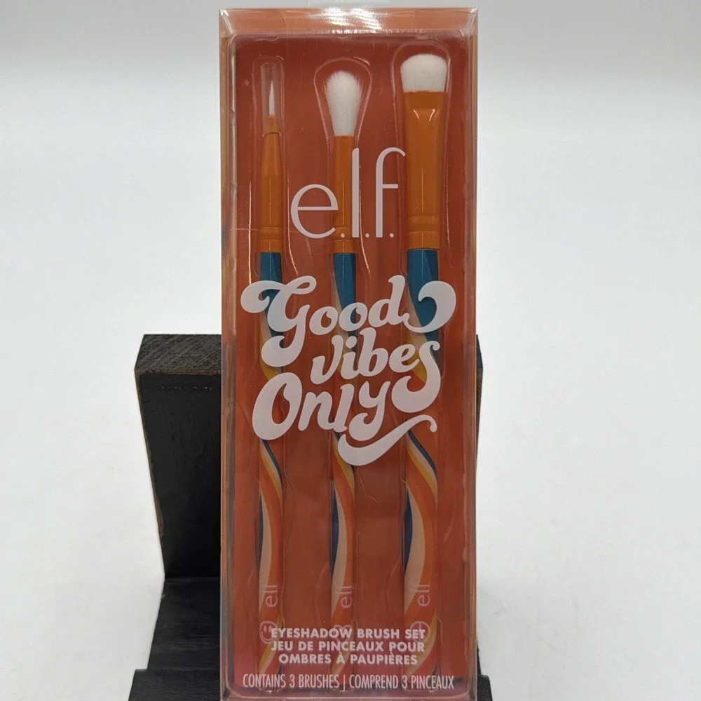 ELF Good Vibes Only•Eyeshadow & Brush Set Limited Edition